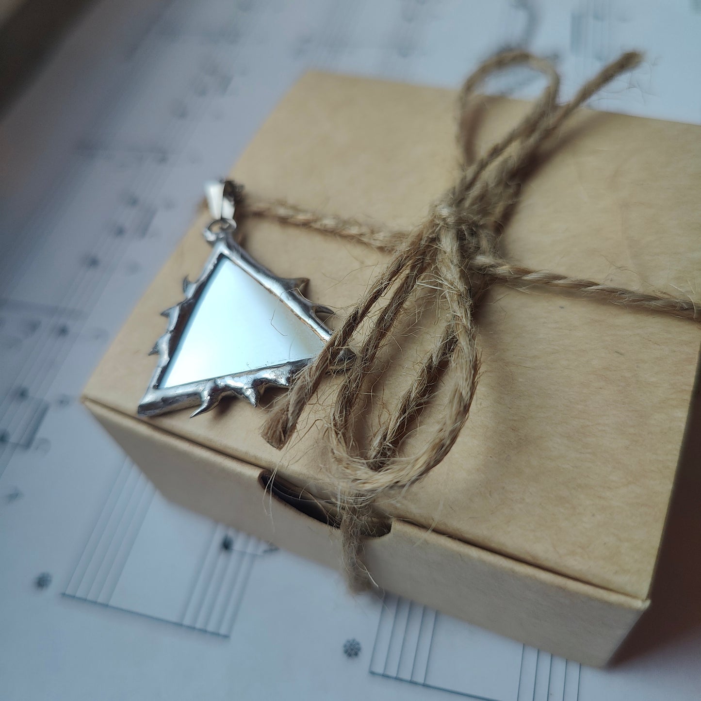 Mirror Necklace triangular for Protection with Thorns Pendant - Handmade Gothic Jewelry, Unique Dark Academia Gifts for Girlfriend or boyfriend