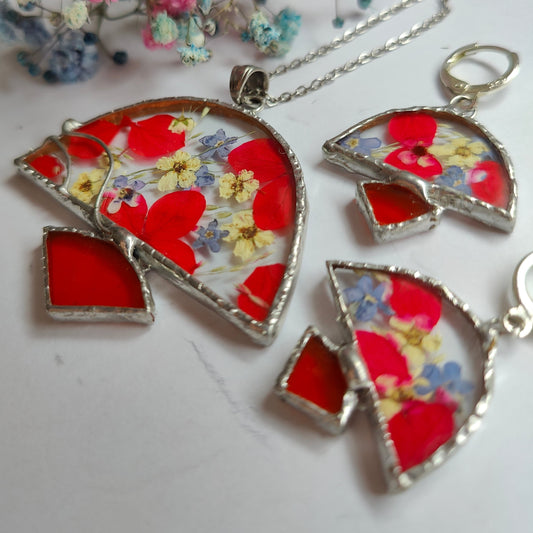 Jewelry Set "Hydrangea and Forest Flowers" | Stained Glass Pendant and Earrings with Pressed Flowers in Red Tones