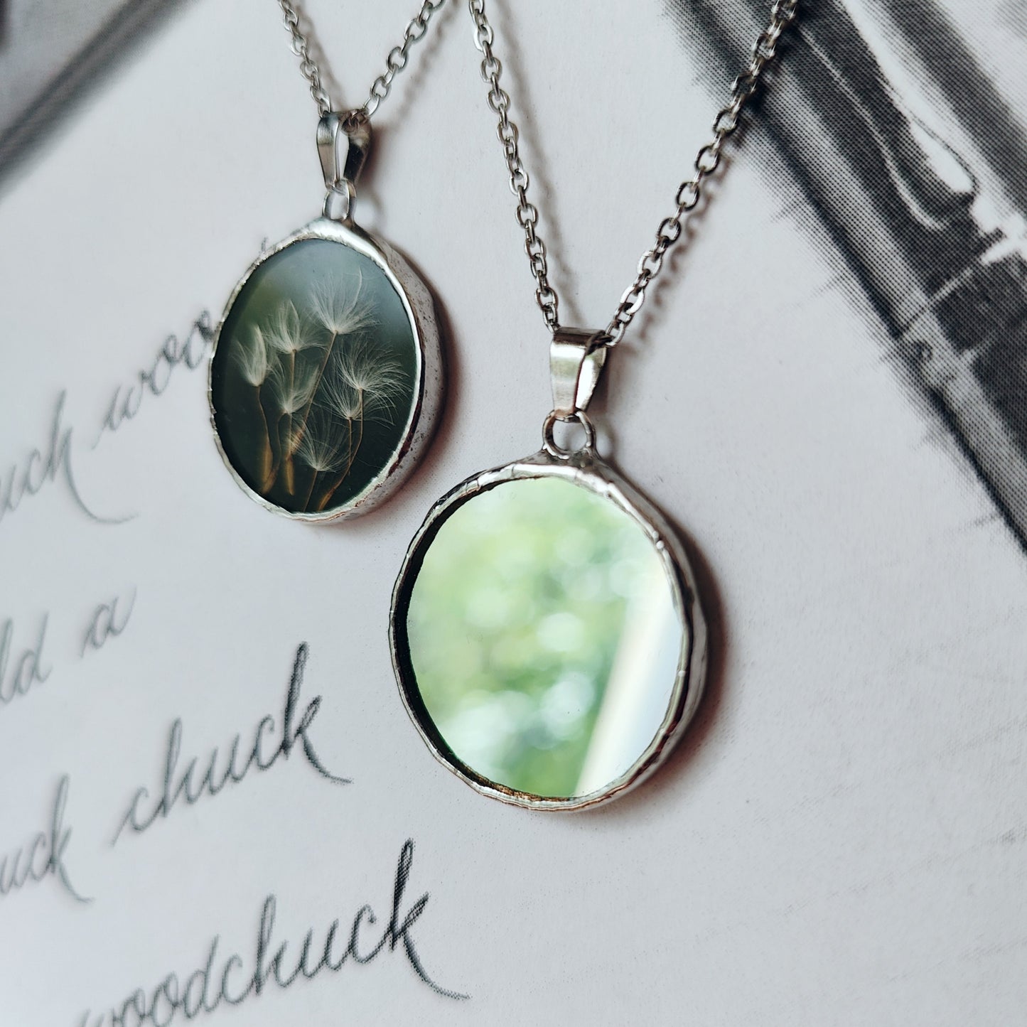 Double-sided mirror and dandelion pendant